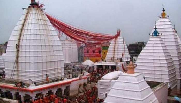 देवघर में बाबा वैद्यनाथ मंदिर को लॉकडॉन ने बनाया सुनसान नजारा फूल बेचने वाले व पुरोहित परेशान