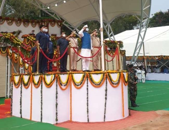 अब झारखंड में लगेगी किसान पाठशाला, हाईवे से जुड़ेंगे ये जिले ; स्वतंत्रता दिवस पर क्या बोले CM हेमंत, यहां पढ़ें