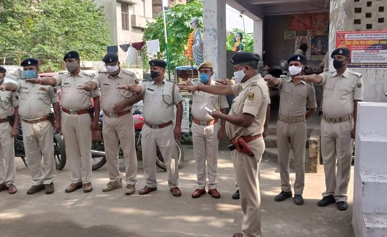 पंजवारा थाना में पुलिसकर्मियों ने लिया एकता शपथ