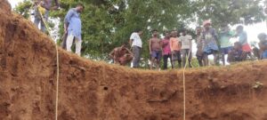 Rescued the bull with the help of villagers and pulled the bull out of the well