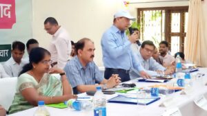 Bokaro: Jharkhand State Food Commission Chairman Himanshu Shekhar Chaudhary and member Shabnam Parveen interacted with the chiefs