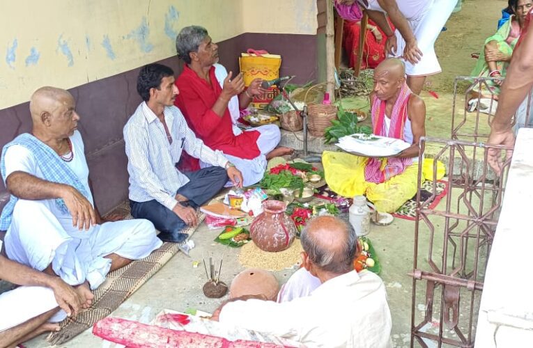 Banka:भगवान ब्रह्मदेव की वार्षिक पूजा धूमधाम से संपन्न हुई