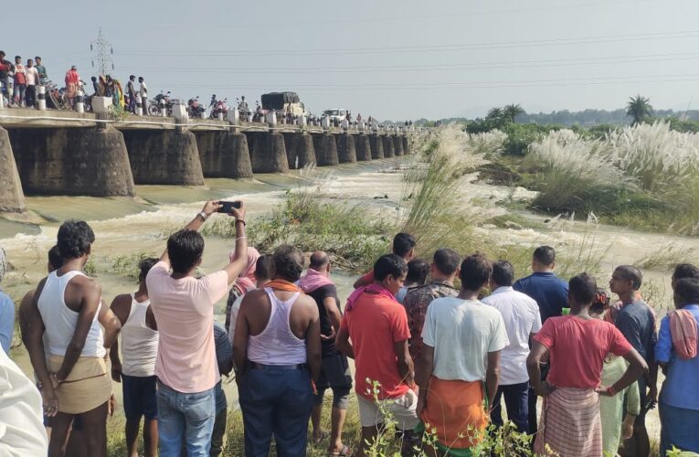 नदी में मिला युवती का शव, हत्या की आशंका